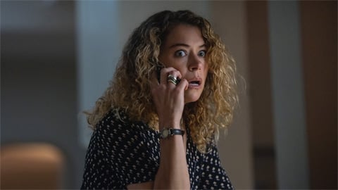 Tatiana Maslany a des ennuis jusqu'au cou dans la nouvelle bande-annonce de la série Apple TV