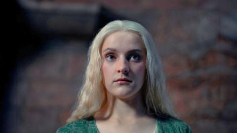 la nouvelle image de HBO suggère un détail entre Helaena et Alicent qui n'a pas échappé aux fans