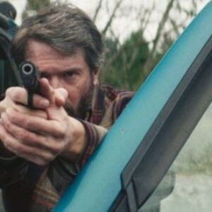 Charlie Weber retrouve sa famille au bout d'un certain temps, mais en réalité…