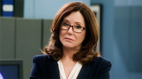 Mary McDonnell dans le reboot de Baywatch, la bande-annonce de Tommy & Tuppence et autres news en bref