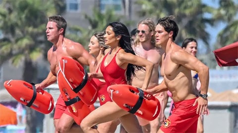 On revient à courir au ralenti dans la bande-annonce du redémarrage