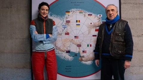 Presque un conte de fées : la critique du film de Lucia Calamaro avec Silvio Orlando et Barbara Ronchi