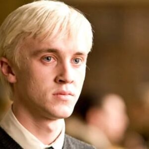 Sur le tournage de la série Harry Potter, ils micropucent même les balais : que se passe-t-il réellement