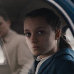 la critique des débuts intenses de réalisatrice de Christina Tournatzés au Festival International du Film de Riviera