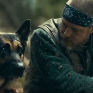 Brad Pitt et un chien seuls en Alaska : voici la bande-annonce italienne de Heart of the Beast