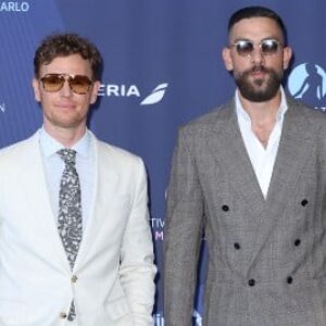 Jour 3 du Festival TV de Monte Carlo : C'est la folie de Dick Wolf avec les stars de la CIA et du FBI Nick Gehlfuss et Zeeko Zaki