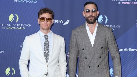 Jour 3 du Festival TV de Monte Carlo : C'est la folie de Dick Wolf avec les stars de la CIA et du FBI Nick Gehlfuss et Zeeko Zaki