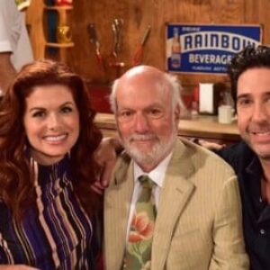 Les stars de Friends et Will & Grace disent au revoir à James Burrows, le réalisateur historique qui nous a quitté