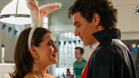 Nostalgie du hors campus ? Voici 5 séries TV à regarder absolument en attendant la deuxième saison