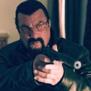 Steven Seagal, ancien agent de la CIA, est rappelé pour une mission à haut risque : comment se termine Contract to Kill