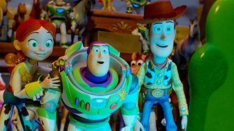 Toy Story 5, notre critique du film Pixar : Woody, Buzz et Jessie risquent l'obsolescence