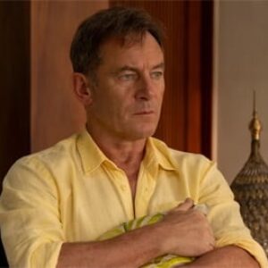 Jason Isaacs protagoniste d'une nouvelle série télévisée, Sullivan's Crossing a un nouveau showrunner et d'autres nouvelles en bref