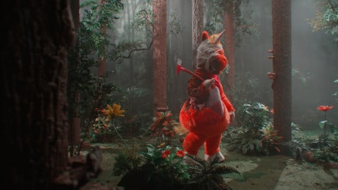 La télévision pour enfants devient voyous et sanglante dans le premier teaser de Buddy, le nouveau film d'horreur de Caspar Kelly