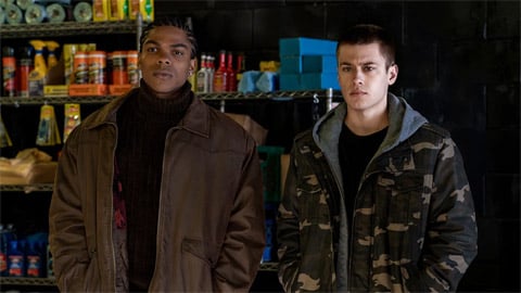 Power : Ghost et Tommy sont très jeunes dans la première bande-annonce du spin-off prequel Origins
