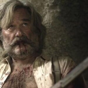 Sur Prime Video, il y a le western d'horreur le plus impitoyable des 10 dernières années, mais presque personne ne le sait