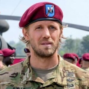 Thunder Road : Matt Barr jouera le fils de Dennis Quaid dans la série de courses NASCAR
