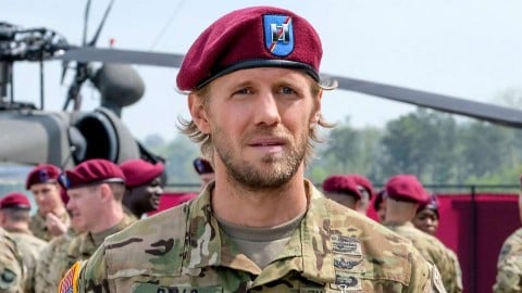 Thunder Road : Matt Barr jouera le fils de Dennis Quaid dans la série de courses NASCAR