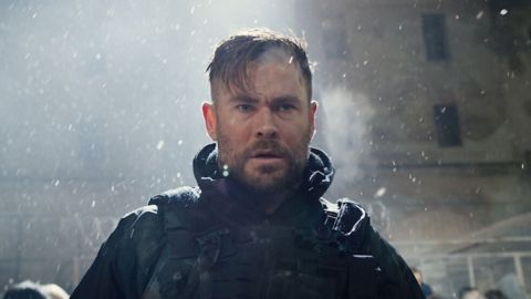 Tyler Rake 3 est la réalité : voici la première image du tournage avec Chris Hemsworth (PHOTO)