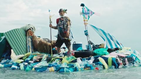 Wasted, de WeShort, un court métrage ironique et fou sur le recyclage et les secondes chances, à voir sur Comingsoon.it