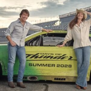 Anne Hathaway avec Tom Cruise dans Days of Thunder 2 : les acteurs annoncent la suite avec la date de sortie sur Instagram