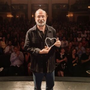 Asghar Farhadi de Sarajevo s'en prend aux politiciens et aux médias qui incitent à la haine