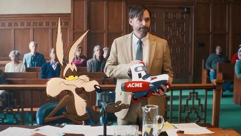 Coyotes vs Acme, la critique du film en techniques mixtes, sauf miracle