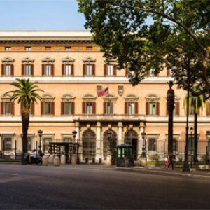 Drame médical Diplomatic Immunity, se déroulant à Rome, commandé à USA Network
