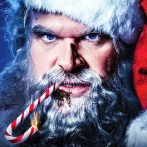 Êtes-vous prêt pour une autre nuit violente et silencieuse avec le mortel Père Noël de David Harbour ? Voici la première bande-annonce