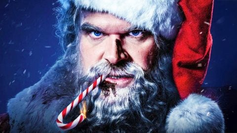 Êtes-vous prêt pour une autre nuit violente et silencieuse avec le mortel Père Noël de David Harbour ? Voici la première bande-annonce