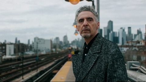 John Turturro reste le dernier pickpocket à l'ancienne de la ville : voici la bande-annonce de The Only Living Pickpocket in New York