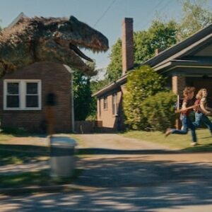 La fin d'Oak Street : Anne Hathaway et Ewan McGregor contre les dinosaures. La critique du film