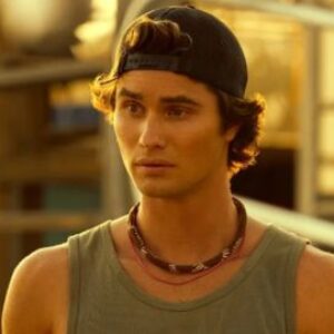 « Ne jamais improviser » : Chase Stokes raconte comment il a gâché son audition pour Top Gun : Maverick