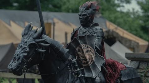 Un Chevalier des Sept Royaumes, la bataille dans la boue et les enjeux critiques du costume racontés par le cascadeur