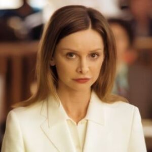 Calista Flockhart et le souvenir d'Ally McBeal : « En fin de compte, j'étais épuisée émotionnellement »
