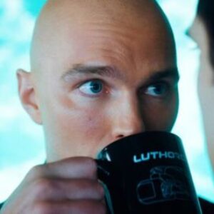Et si le protagoniste de Man of Tomorrow n'était pas Superman ? L'indice de Nathan Fillion