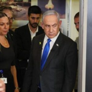 Les Dossiers Bibi : le film sur Benjamin Netanyahu, interdit en Israël, arrive dans les cinémas italiens