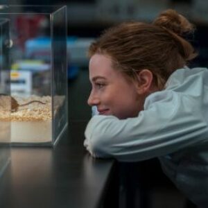 The Love Hypothesis, Lili Reinhart dévoile son personnage : « Elle ne me ressemble pas du tout »