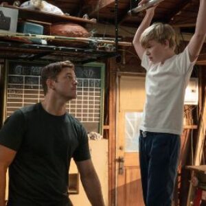 Chris Pratt utilise sa formation Navy SEAL pour aider son neveu : voici la bande-annonce de School for Courageous Warriors