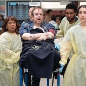 Grey's Anatomy redémarre dans le chaos : la bande-annonce officielle de la saison 23 tease l'actualité à l'hôpital et en amour