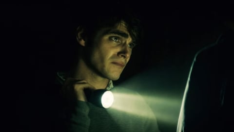 Le dernier film avec RJ Mitte est un thriller psychologique plein de secrets et de vérités troublantes