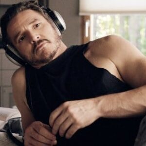 Monstre! Une vie à reconstituer : Pedro Pascal et le drame familial en musique, notre revue