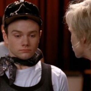 Reviendra-t-il sous le nom de Kurt ? Chris Colfer parle enfin du redémarrage de Glee