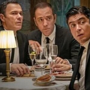 Riccardo Scamarcio et Valerio Mastandrea sont deux traîtres en série dans le film Gli Infedeli : voici comment ça se termine